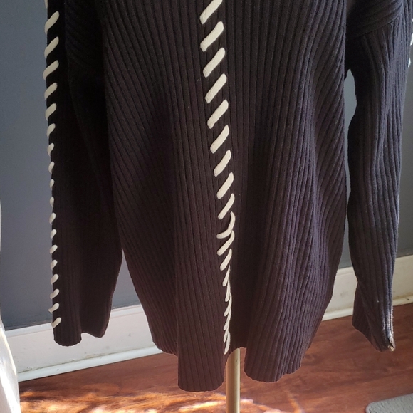 Eloquii Black and White Rib Whipstitch Sweater Sz 14/16 - Picture 4 of 12